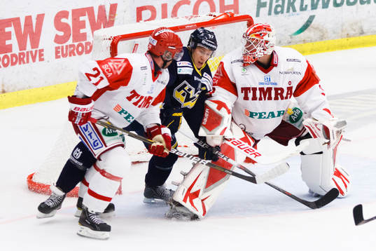 Andreas Falk, HV71 mellan Pierre Hedin och Stefan