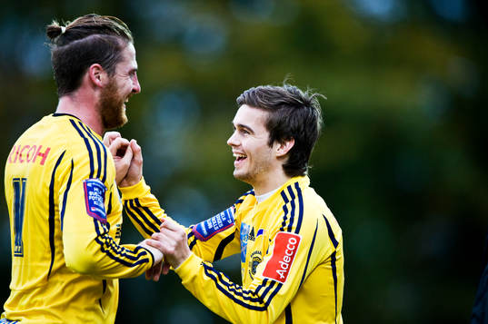  Björn Westerblad och Hei ar Geir Júlíusson. Jubel, glädje.