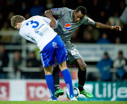   Jonathan Ring, Värnamo och Isaac Pupo, Hammarby