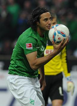 Claudio Pizarro, Bremen (Jubel)