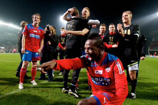 Helsingborg - Kalmar: May Mahlangu, Helsingborg, jubel