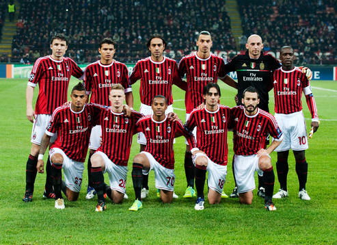 Lagbild AC Milan. Övre raden från vänster: Mark van