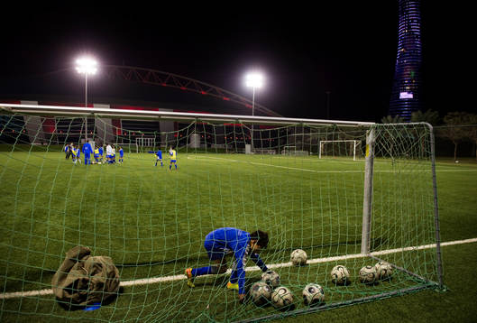 Bla gjennom flere bilder av Fotboll, Aspire ungdomsakademi