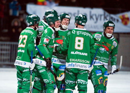  Målglädje efter 4-1 av Stefan Erixon, Hammarby. Jubel, glädje.