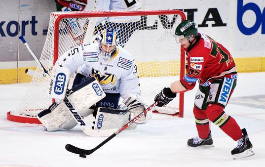 Mika Pyörälä, Frölunda, missar friläge på Andreas