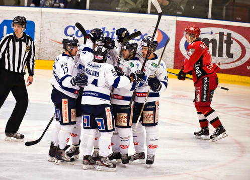  Måljubel efter 3-2 av Kristoffer Näslund, Bofors.