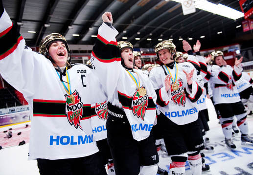 Modo vann SM-finalen med 0-1. Lagkaptenen Erika Grahm