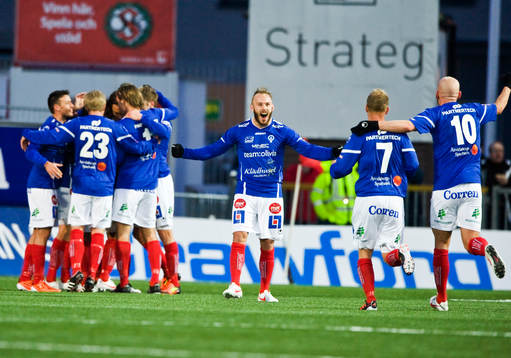  Måljubel efter 2-4 av Jesper Arvidsson, Åtvidaberg. Jubel.
