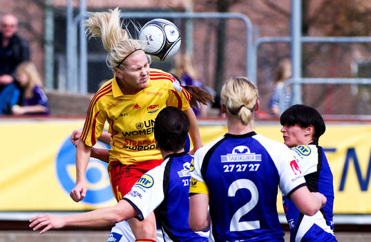 Lisa Dahlqvist, Tyresö, nickar