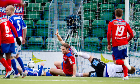  Thomas Sörum, Helsingborg, jubel vid 0-1.