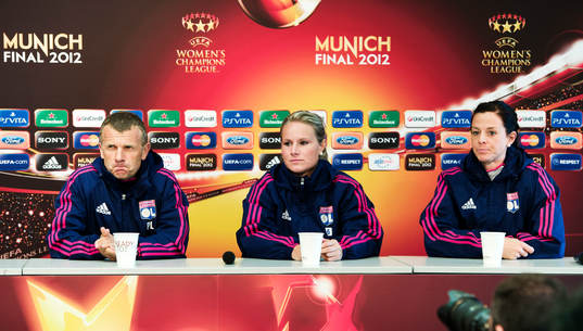 Patrice Lair, tränare, Amadine Henry, Lotta Schelin,