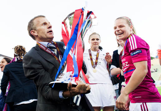 Patrice Lair, tränare Olympique Lyonnais, pokal