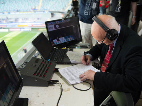 Arne Hegerfors gör sin sista match som kommentator