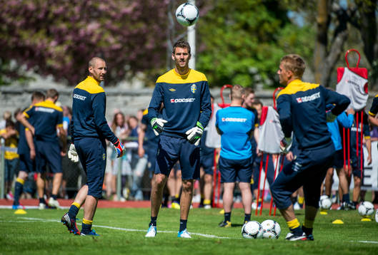  Sverige tränar i Visby inför EM. Johan Wiland, Andreas Isaksson och Pär Hansson målvakt