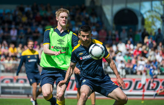  Sverige tränar i Visby inför EM. Rasmus Elm och Behrang Safari