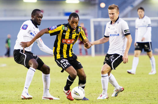 Boris Lumbana, Örebro, René Makondele, Häcken, Daniel