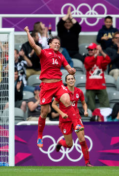  Melissa Tancredi, Kanada jublar efter 1-2 målet. Jubel.