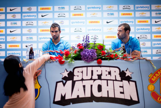  Martín Montoya och Javier Mascherano på presskonferensen innan dagens match