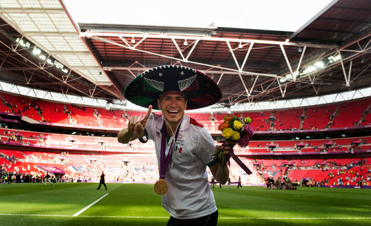  Jorge Enriquez, Mexico, jubel.