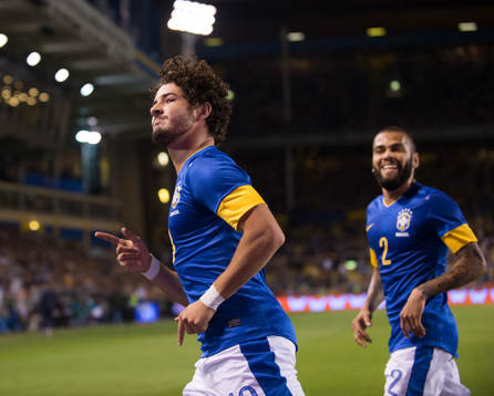  Pato, Brasilien, gör 2-0, jubel