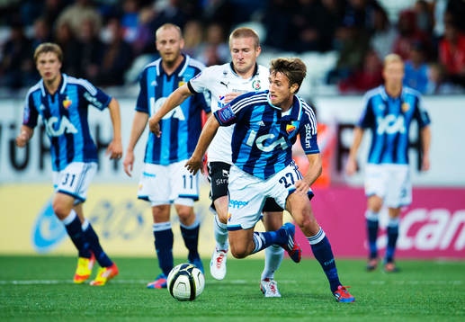 Daniel Bamberg, Örebro, är hack i häl på Philip