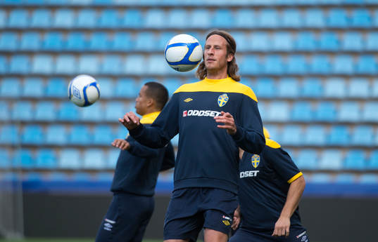 Bla gjennom flere bilder av Fotboll, Sverige A