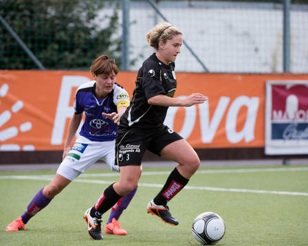  Camille Levin, Göteborg och Amelie Rydbäck, Jitex