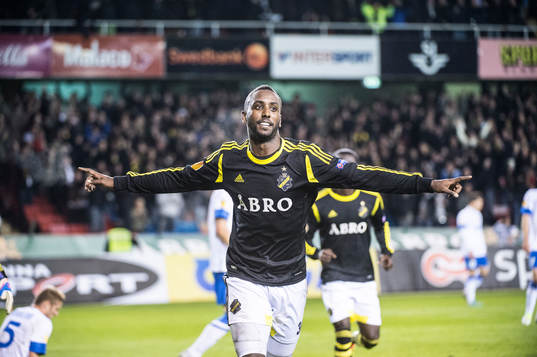  Henok Goitom, AIK, jublar efter 2-1.