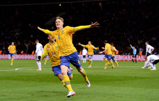 Rasmus Elm, Sverige jublar