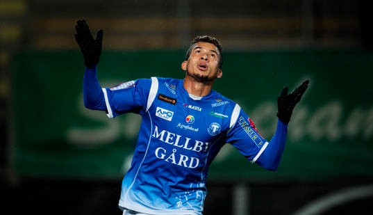  Thiago Pinto Borges, Trelleborg firar sin födelsedag med att göra mål och jublar vid 2-0.