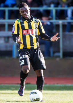 Waris Majeed, Häcken, ser uppgiven ut