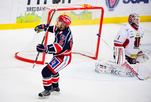 Fredric Andersson, Södertälje, jublar