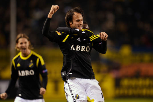  Helgi danielsson och Ibrahim Moro, AIK jublar efter 1-1