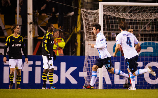  Blerim Dzemaili, Napoli, jublar efter sitt 0-1-mål.