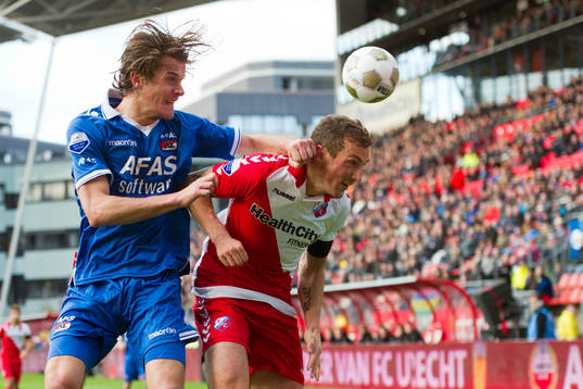 UTRECHT , FC Utrecht - AZ  , 02-12-2012 , stadion de