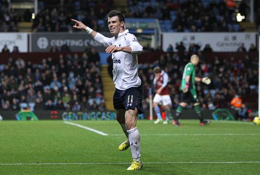 l - Aston Villa v Tottenham Hotspur - Barclays Premier