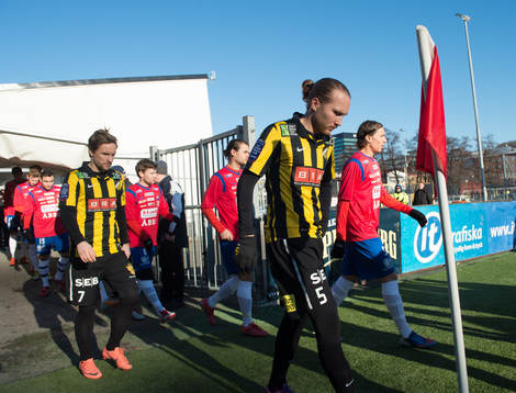 Lagen tågar ut på planen, Jonas Bjurström, Emil