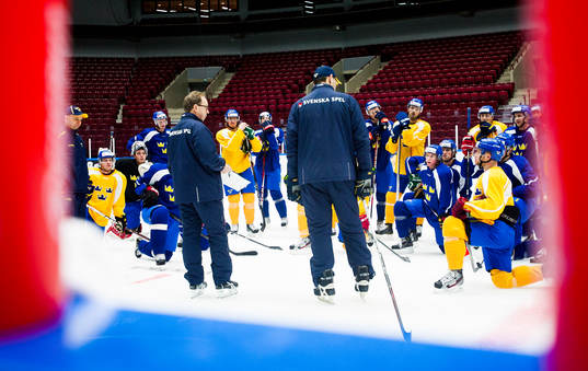 Pär Mårts, förbundskapten, Peter Popovic, assisterande