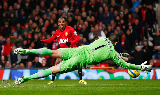 l - Manchester United v Reading - FA Cup Fifth Round - Old