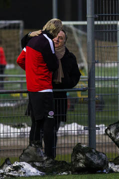 EINDHOVEN - Ola Toivonen speelt met de beloften tegen jong