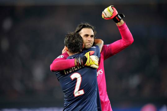  Joie PSG - Thiago SILVA / Salvatore SIRIGU - 06.03.2013 - Paris Saint Germain / Valence - 1/8Finale retour Champions League