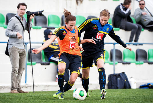 Närkamp mellan Jessica Samuelsson och Emmelie Konradsson,