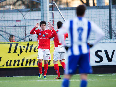  Romario gör matchens enda mål för Kalmar