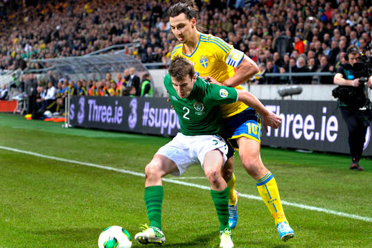 Zlatan Ibrahimović, Sverige i kamp om bollen med Seamus