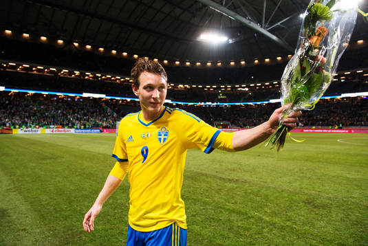 Kim Källström, Sverige, hyllas av publiken