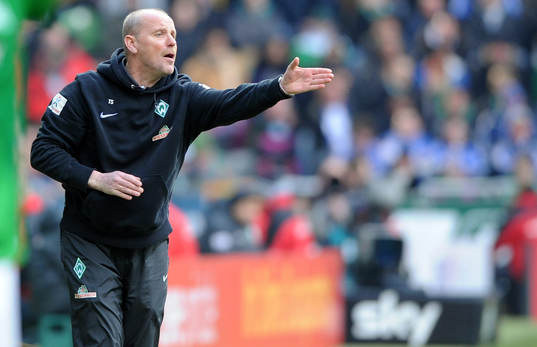  Trainer Thomas Schaaf (Bremen) 