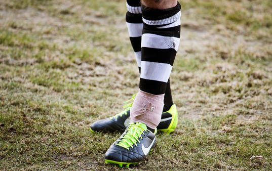 Andreas Dahl, Landskrona BOIS, stukade foten