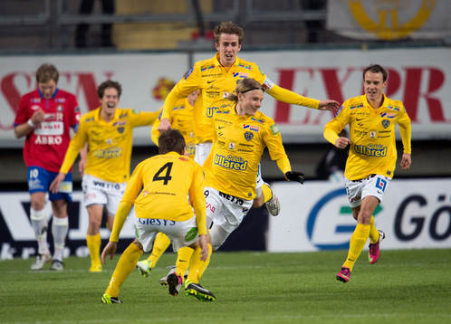  Johan Svahn, Falkenberg, gör 0-1 på frispark