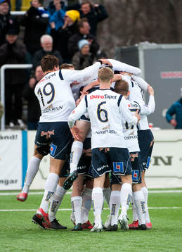  Jubel efter att Mikael Dahlberg, Gefle, gjort 2-0.