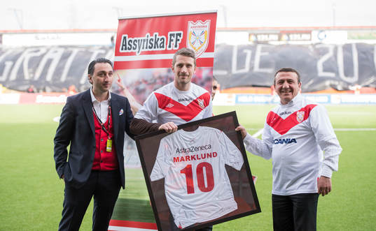 Göran Marklund, Assyriska tar emot ett tack för 20år